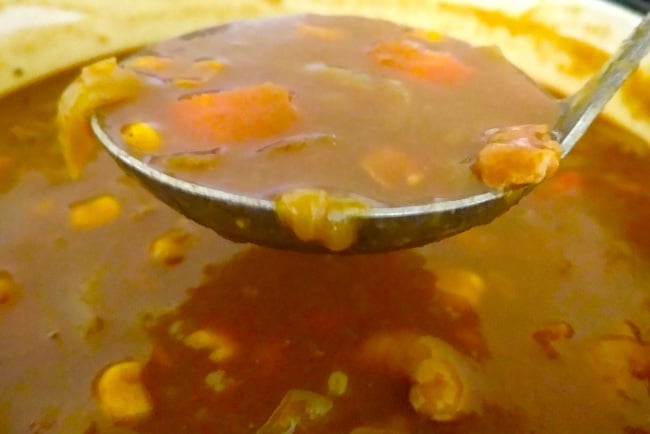 おたまの底からカレーが垂れなくなる