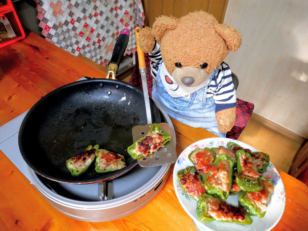 肉詰めを取り出す