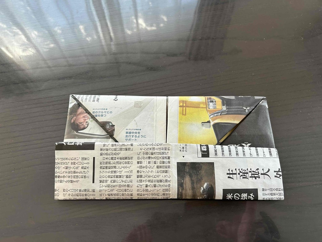 新聞紙でミニゴミ箱を作る手順7