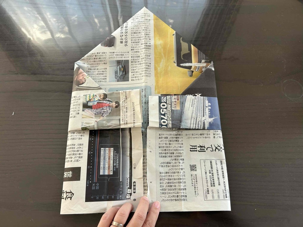 新聞紙でミニゴミ箱を作る手順4
