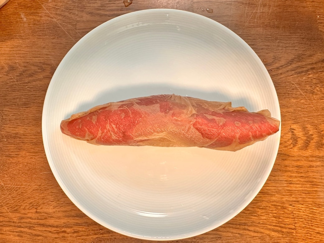 濡らしたキッチンペーパーでくるむ
