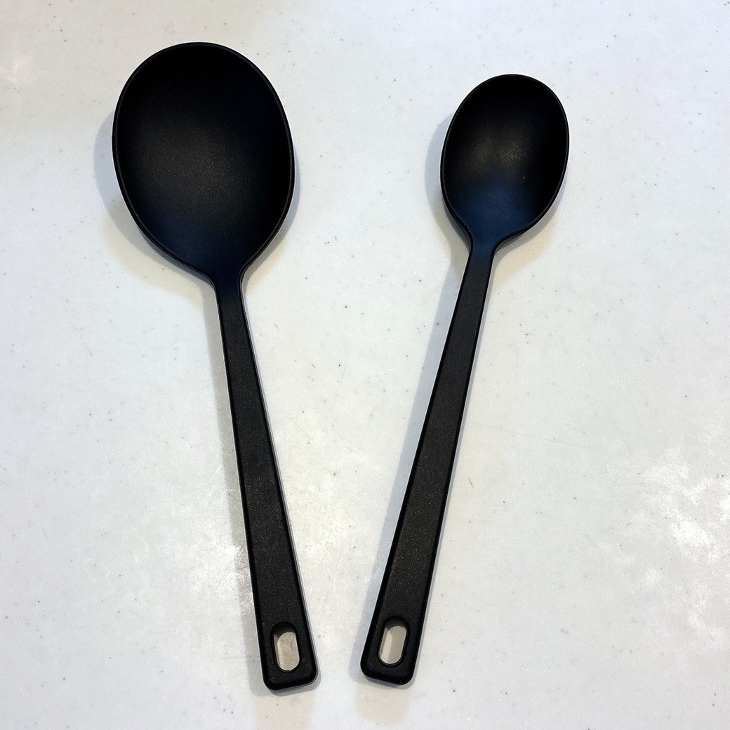 お手入れ前のシリコン調理器具