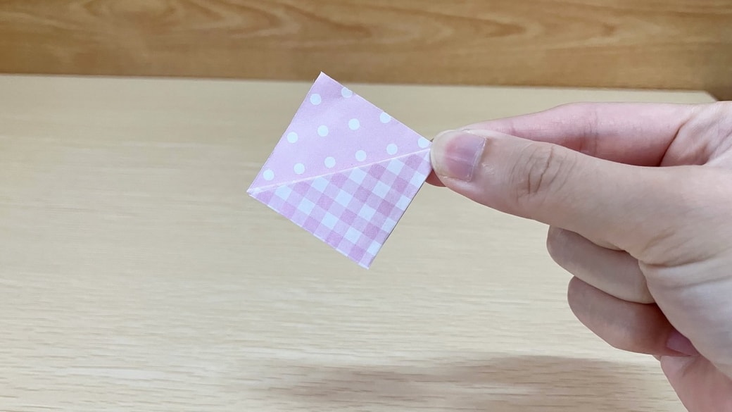 完成した折り紙のしおり