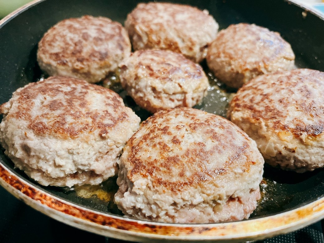 豆腐入りのかさましハンバーグ