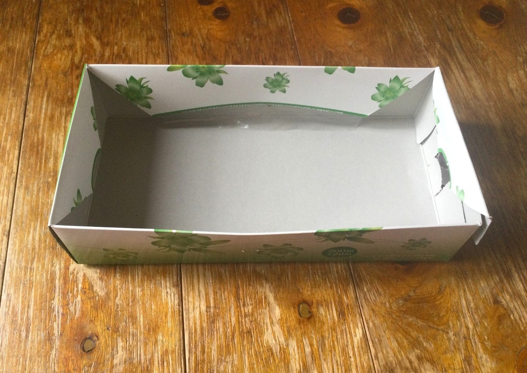 ティッシュの空き箱