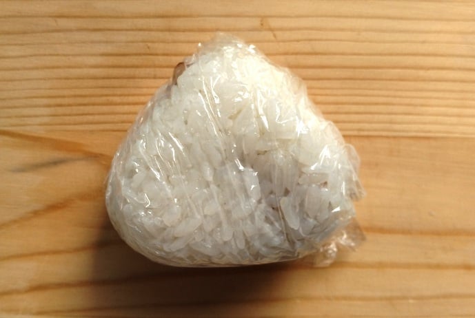にぎる