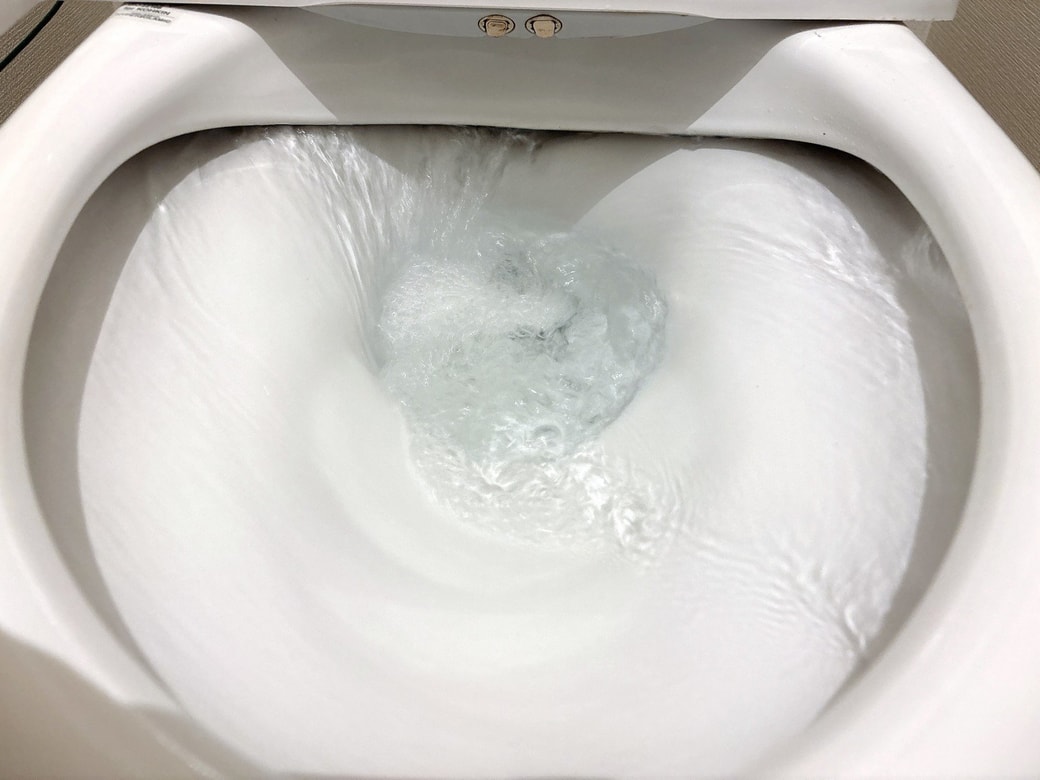 水を流す