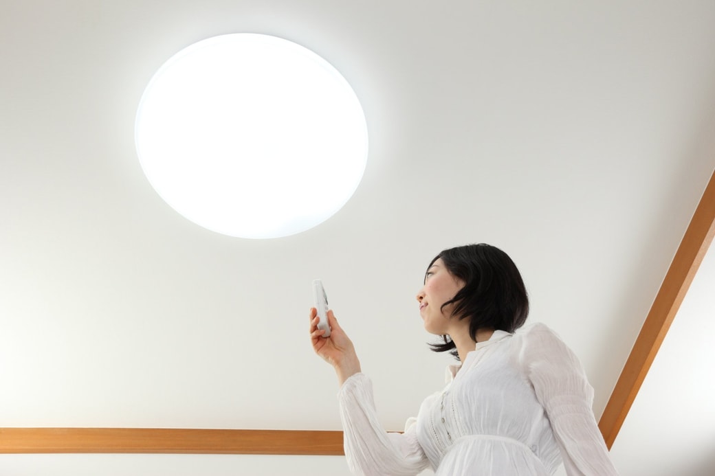 調光機能つきの照明