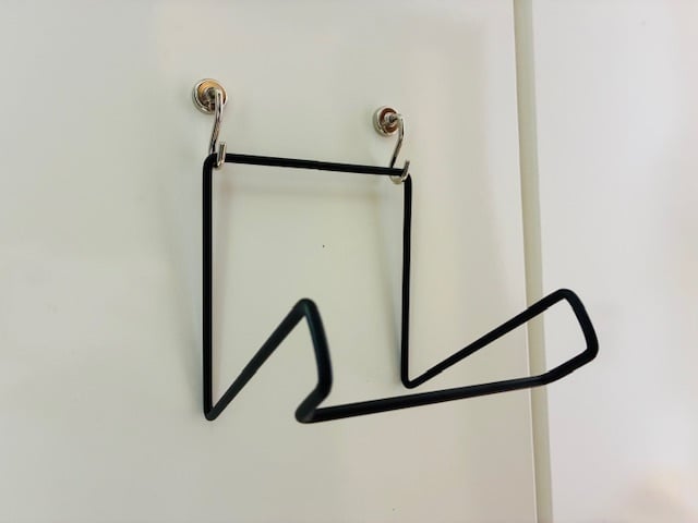 ワイヤースタンド