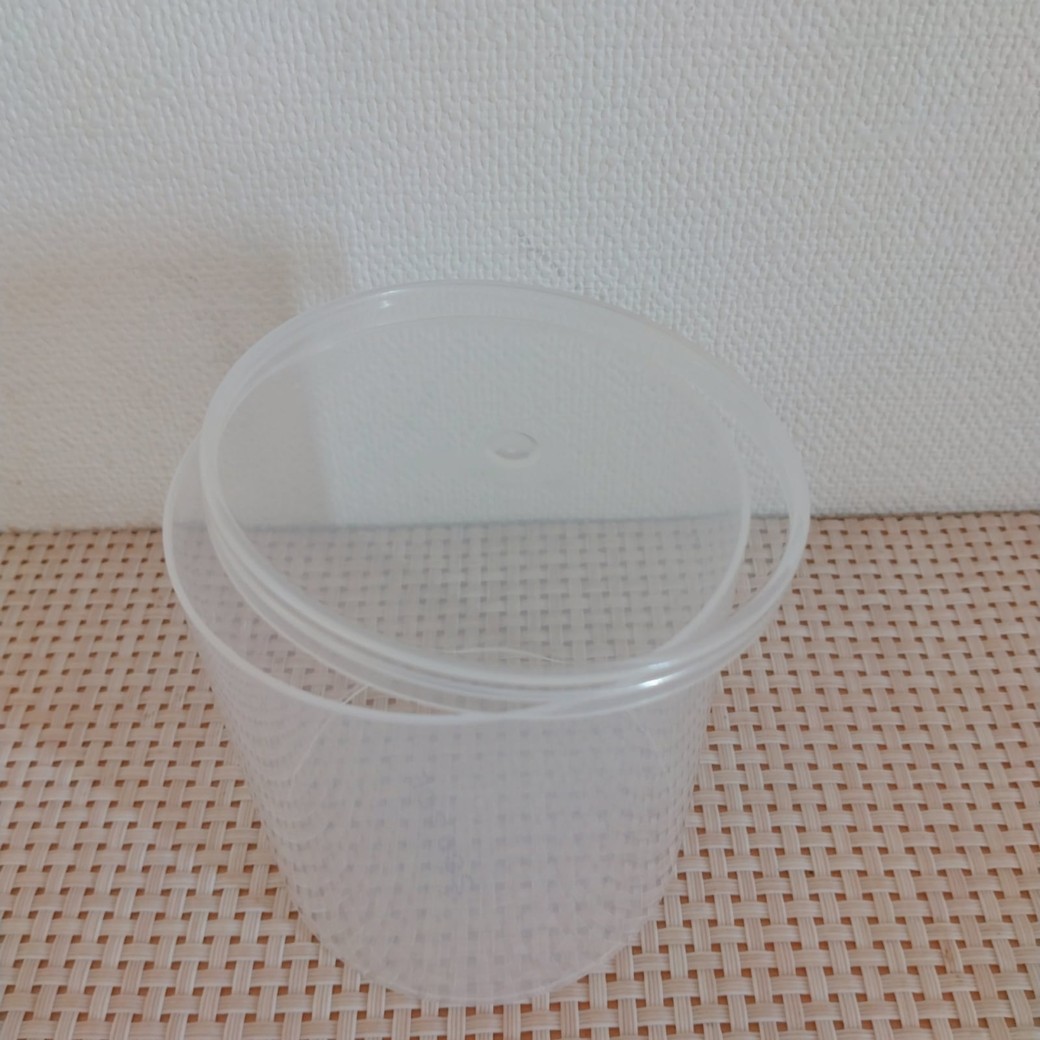 綿棒の空き容器