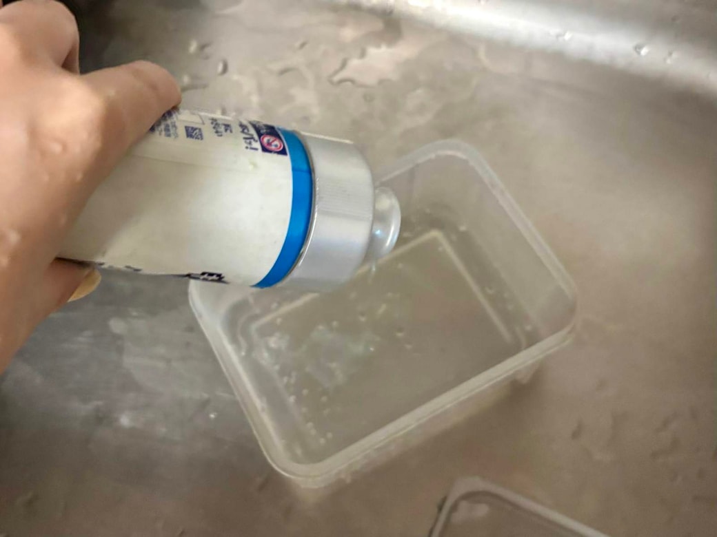 洗剤を入れる
