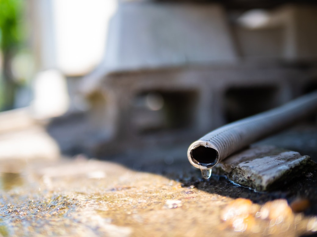 対処法②ドレンホースに逆止弁を付ける