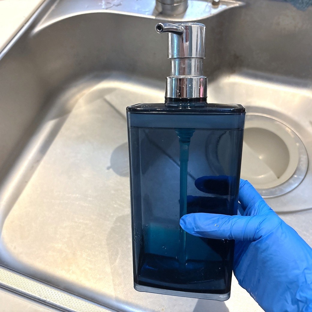 台所用中性洗剤を使う