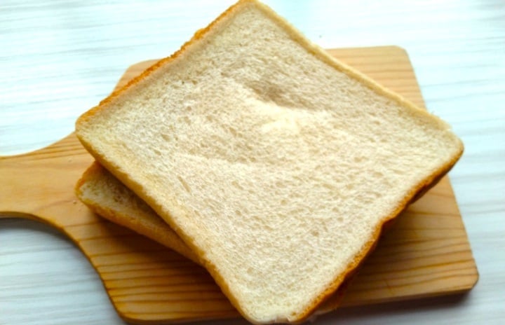 食パン