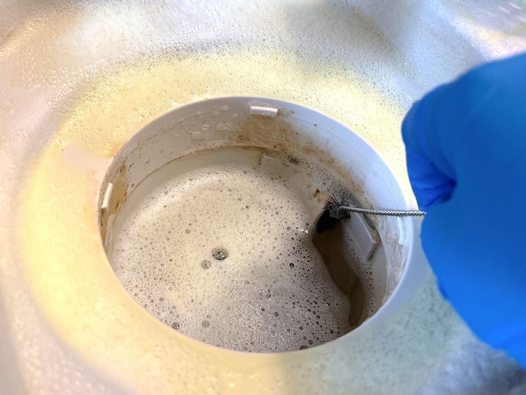 ブラシを使う時はやさしく