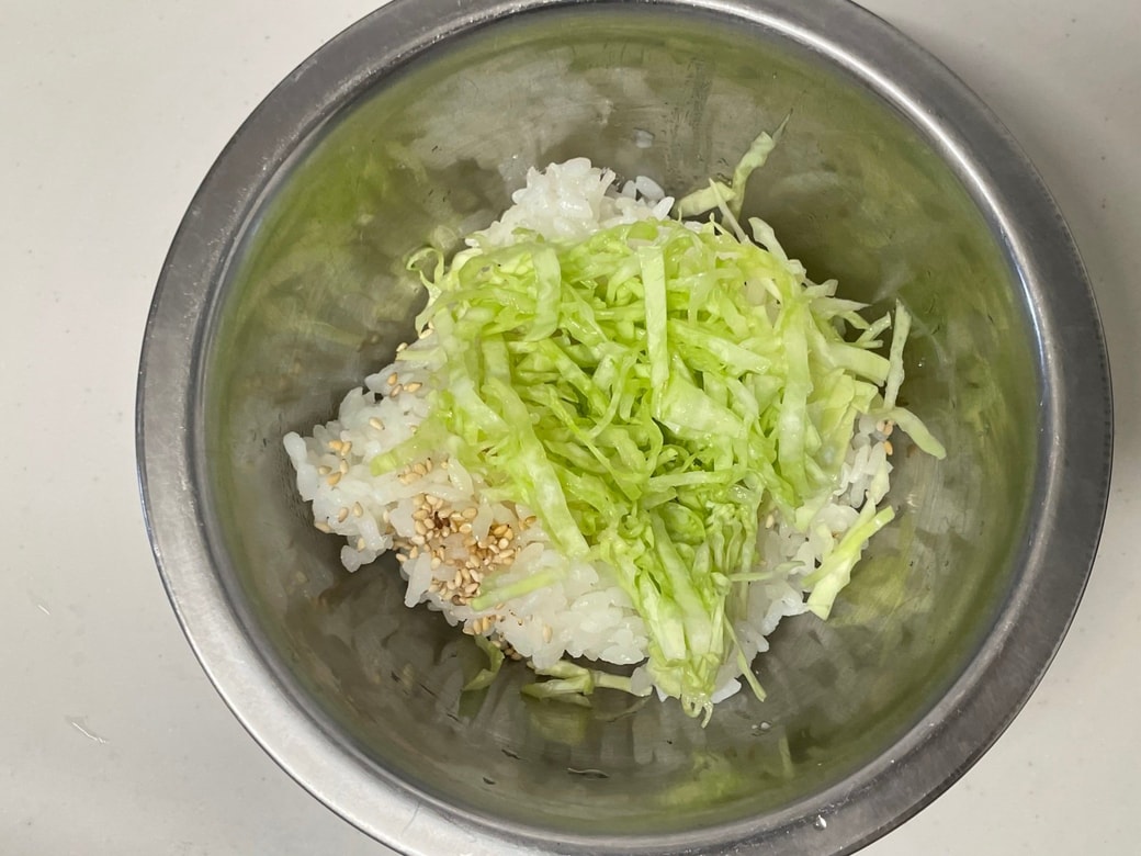 ごま塩きゃべつ混ぜご飯