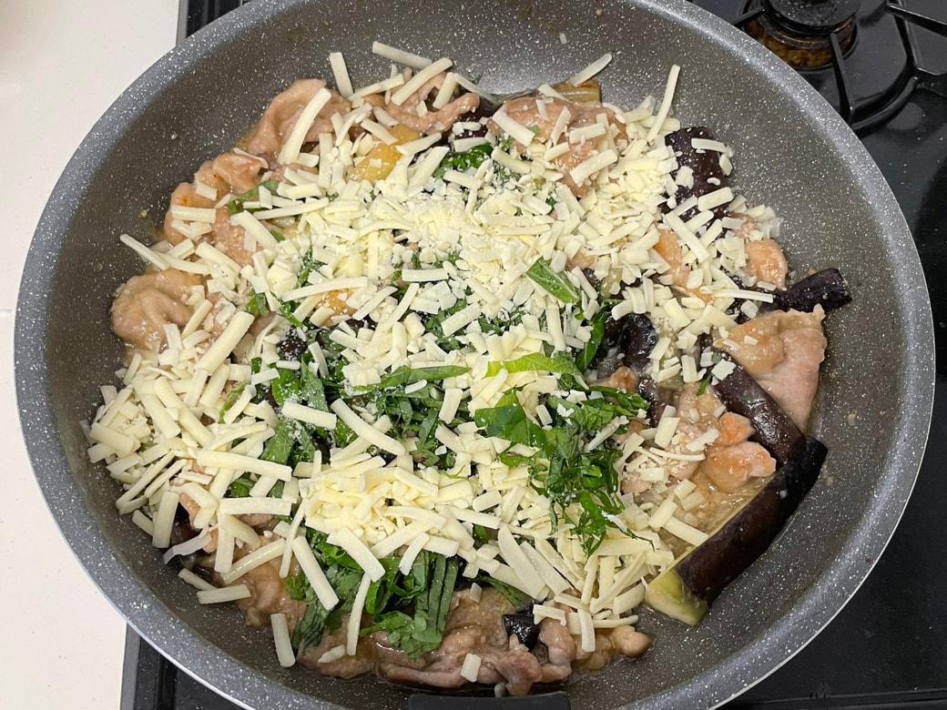 ナス味噌とチーズ炒め