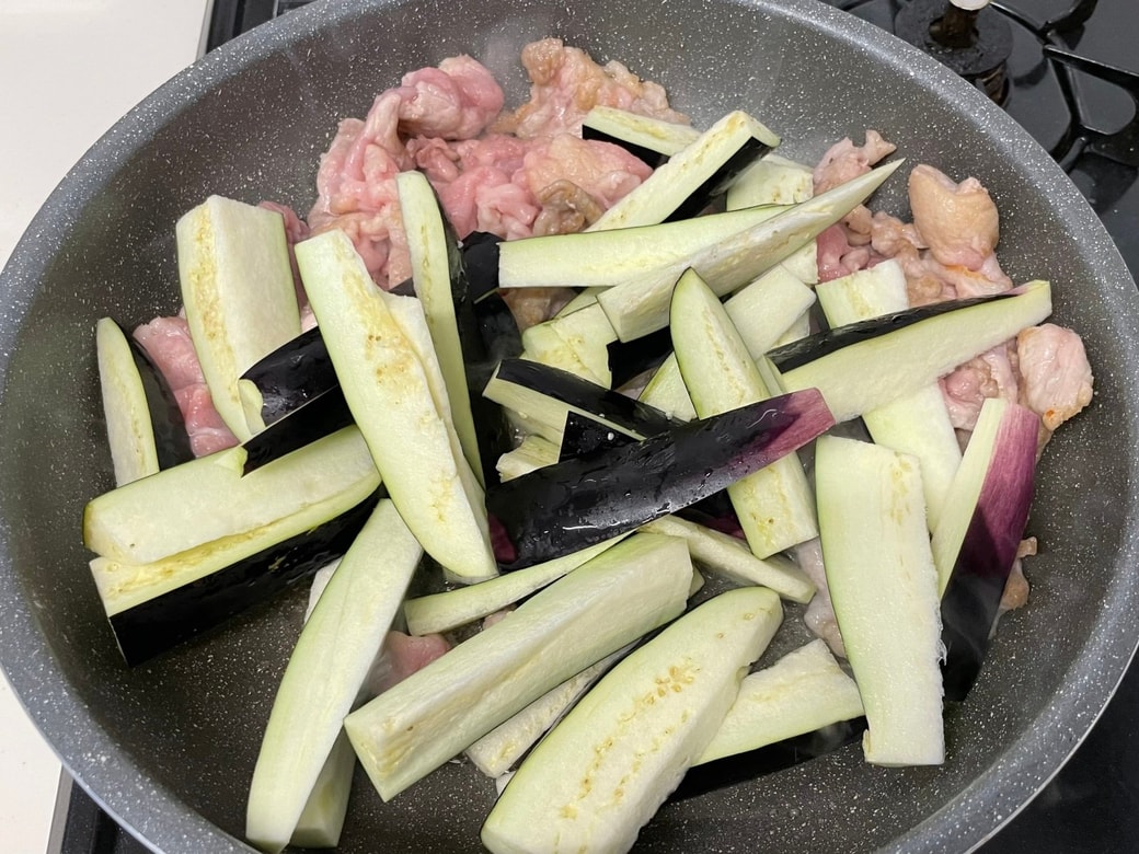 ナス味噌とチーズ炒め