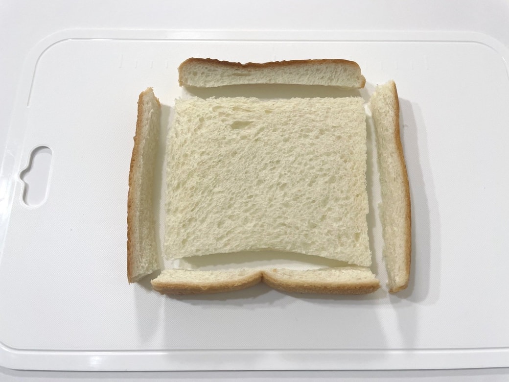 サンドイッチ作りで余った食パンの耳