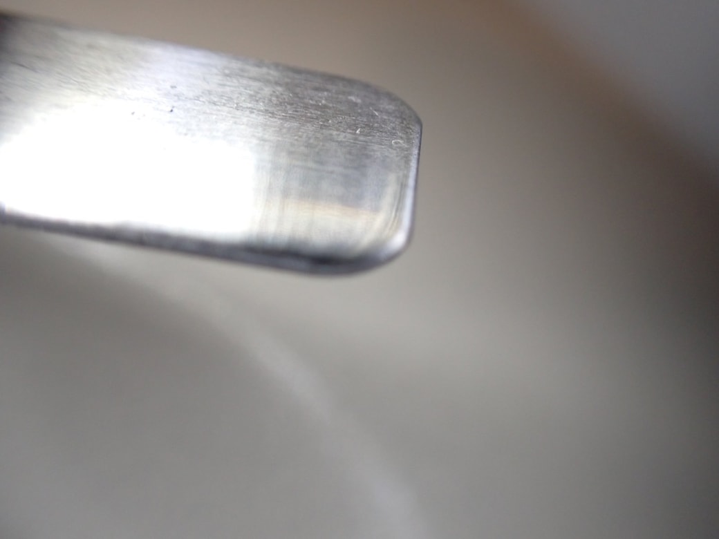 カリカリ落としの先端