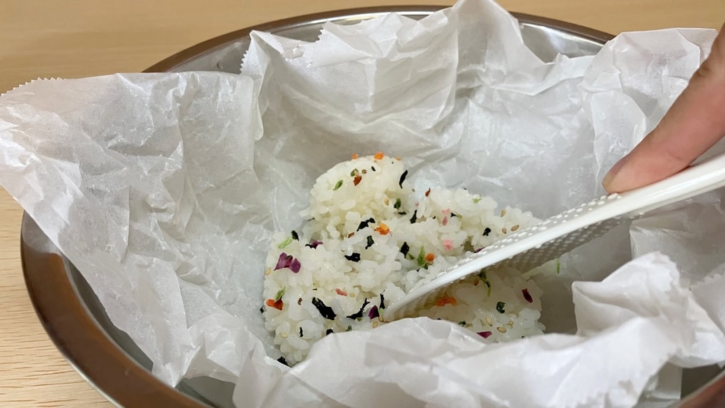 炊きたてごはんとふりかけ