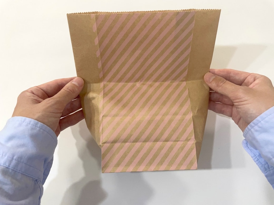 折り目をつける