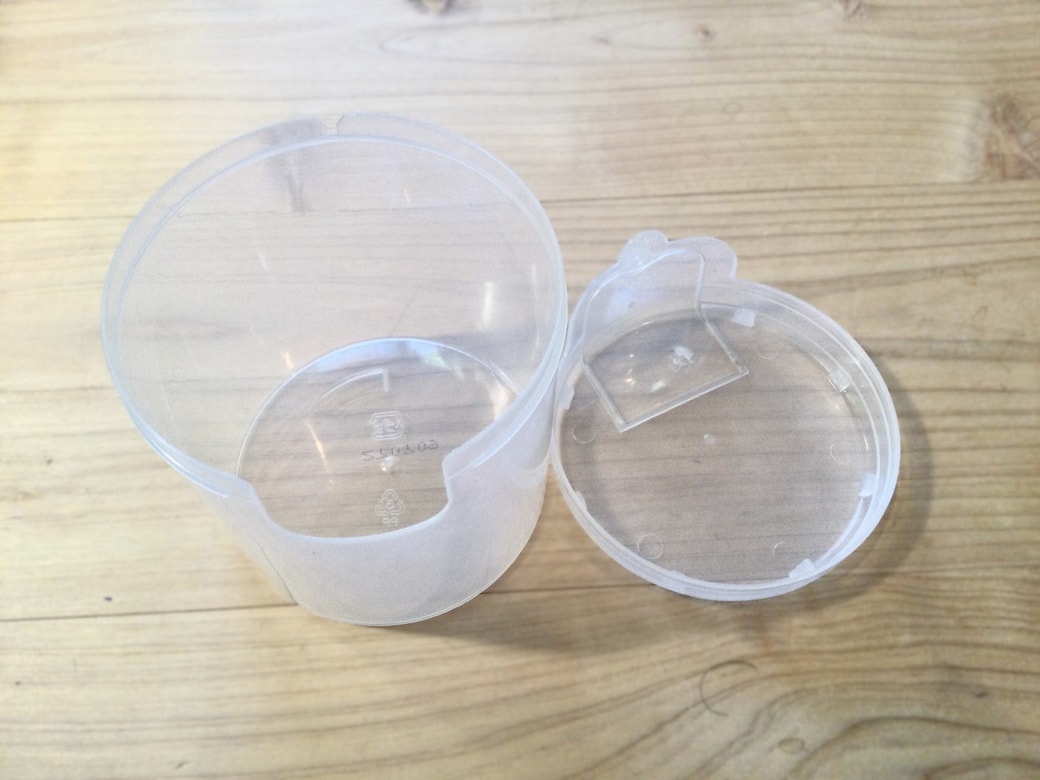 綿棒の空き容器