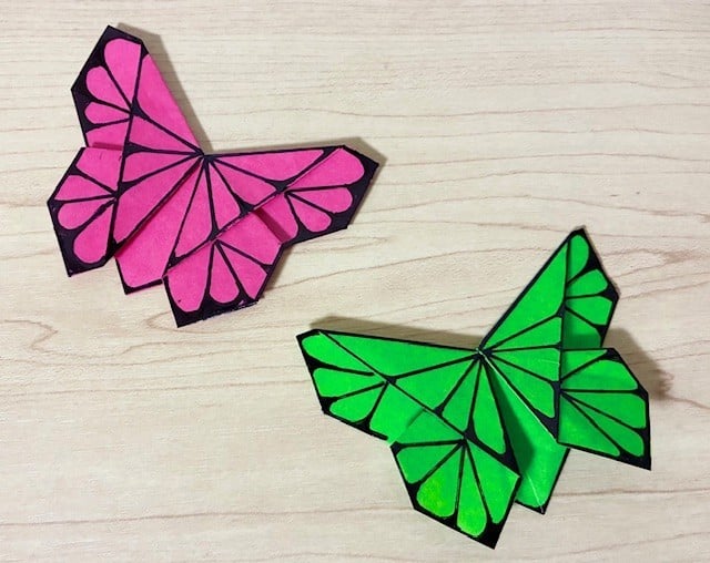 おりがみで本のしおりが完成！