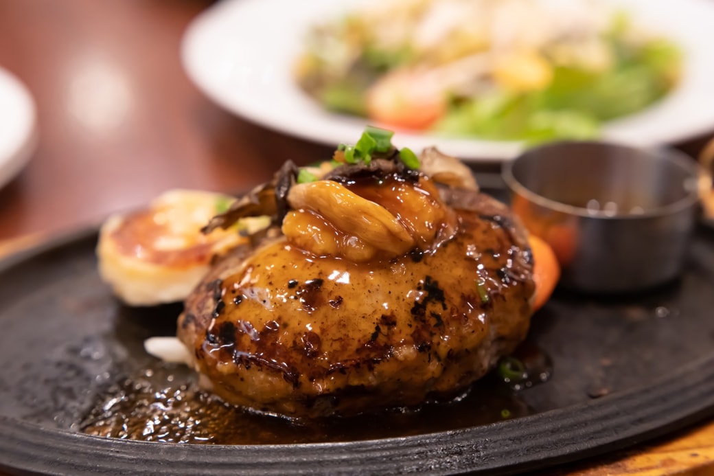 節約しない②外食費