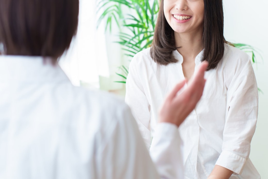 病院にいる女性