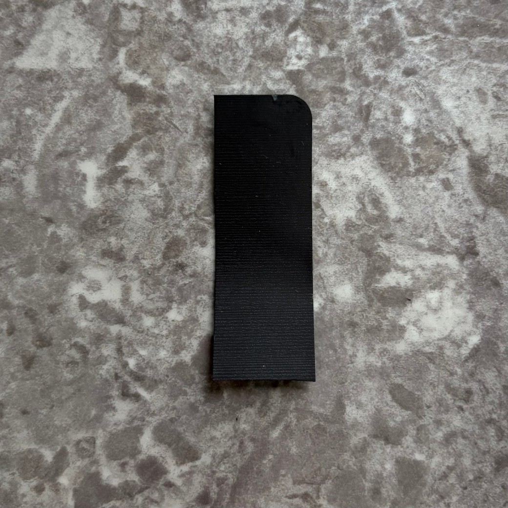 マグネットを切ったところ