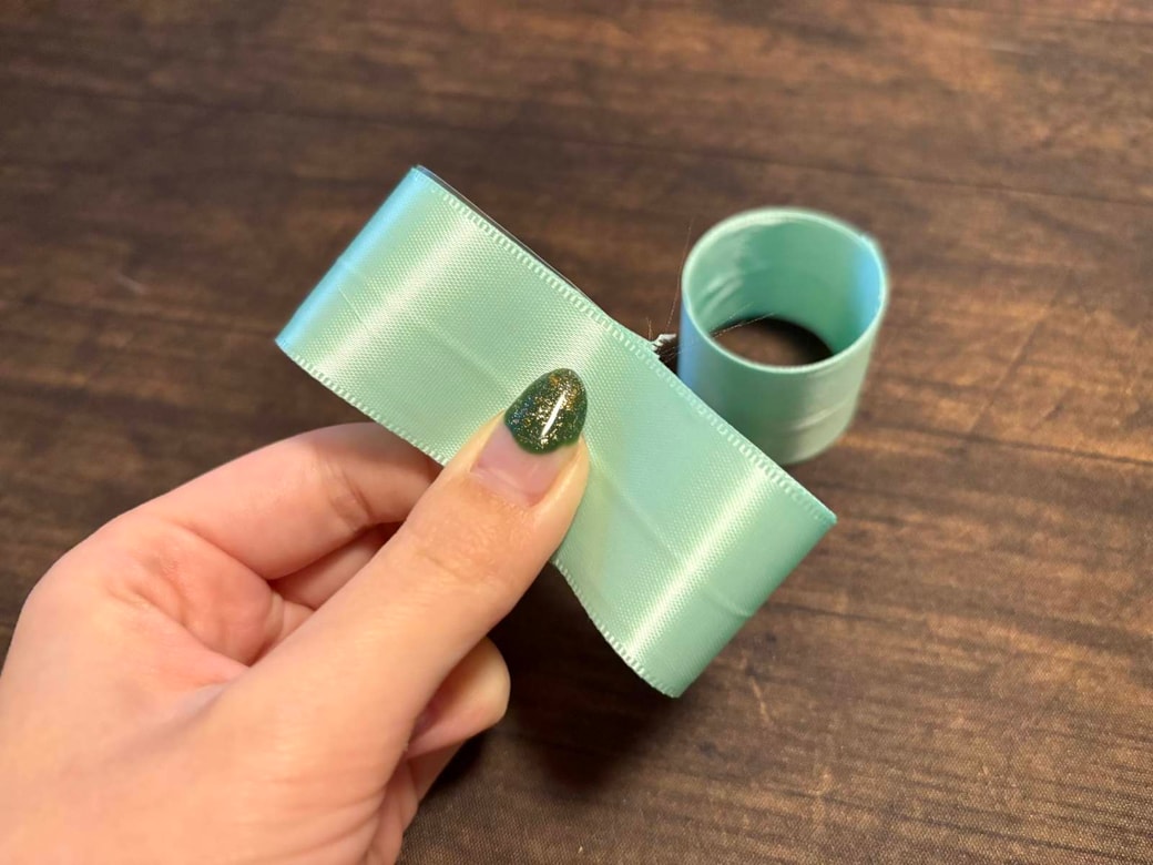 真ん中を留める