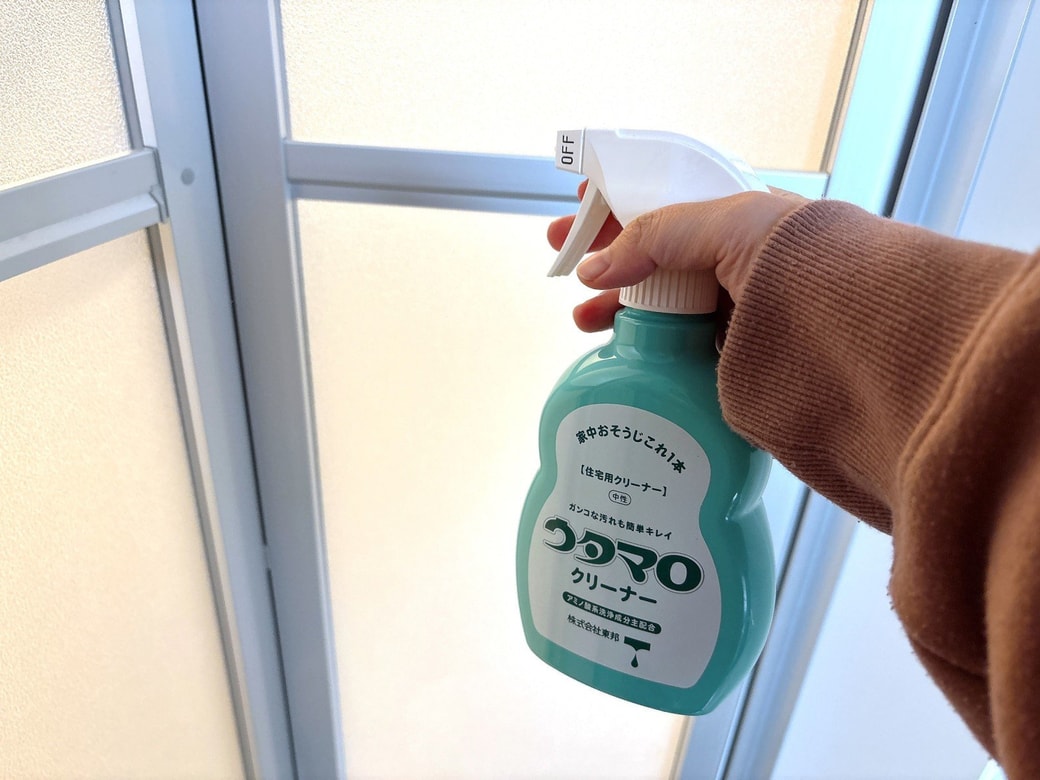 ウタマロクリーナーが使える場所①お風呂場のドア