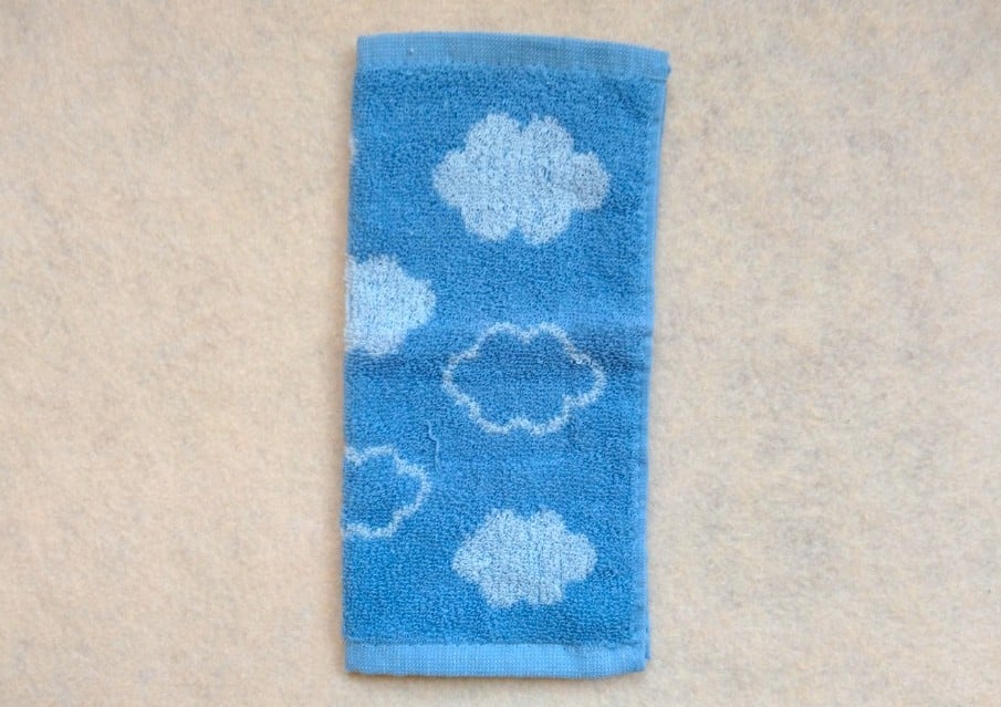 半分に折ったところ