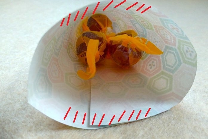 両面テープを貼る