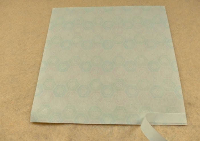 両面テープをはる