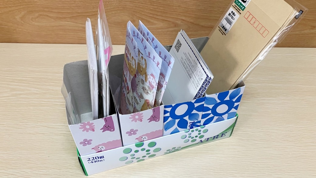 ティッシュ箱で作る「仕切り収納BOX」