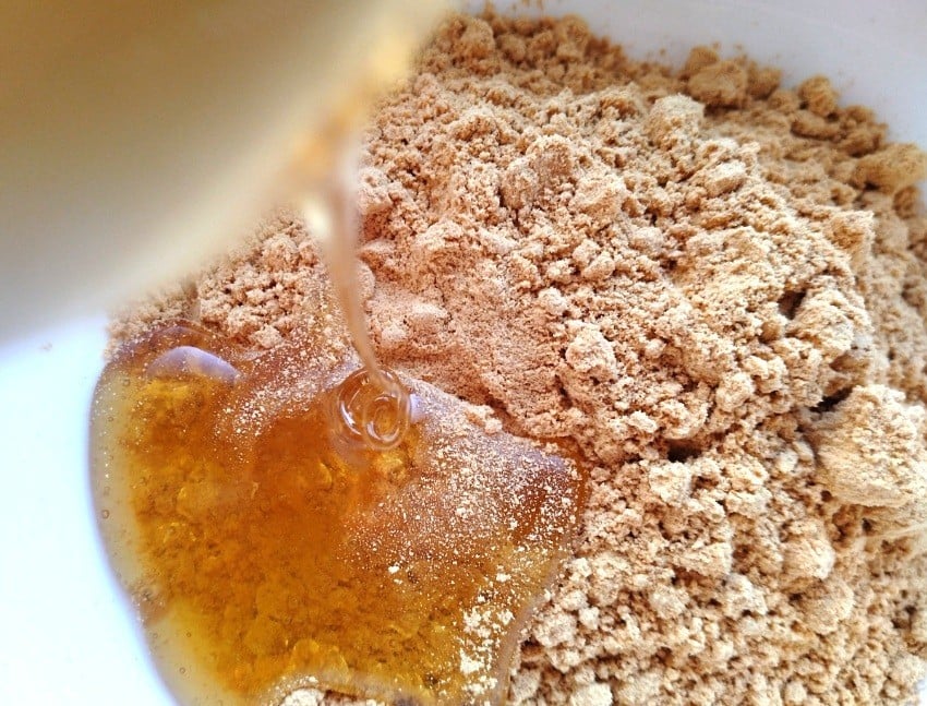 ハチミツを加える