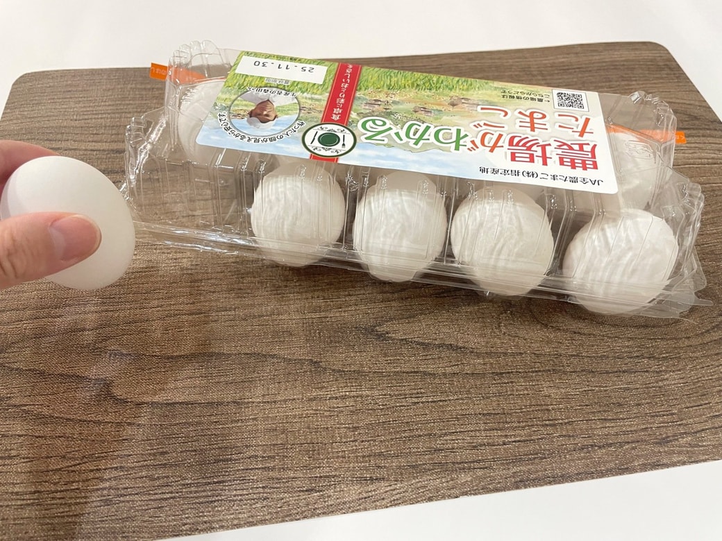 取り出した後も勝手に閉じる