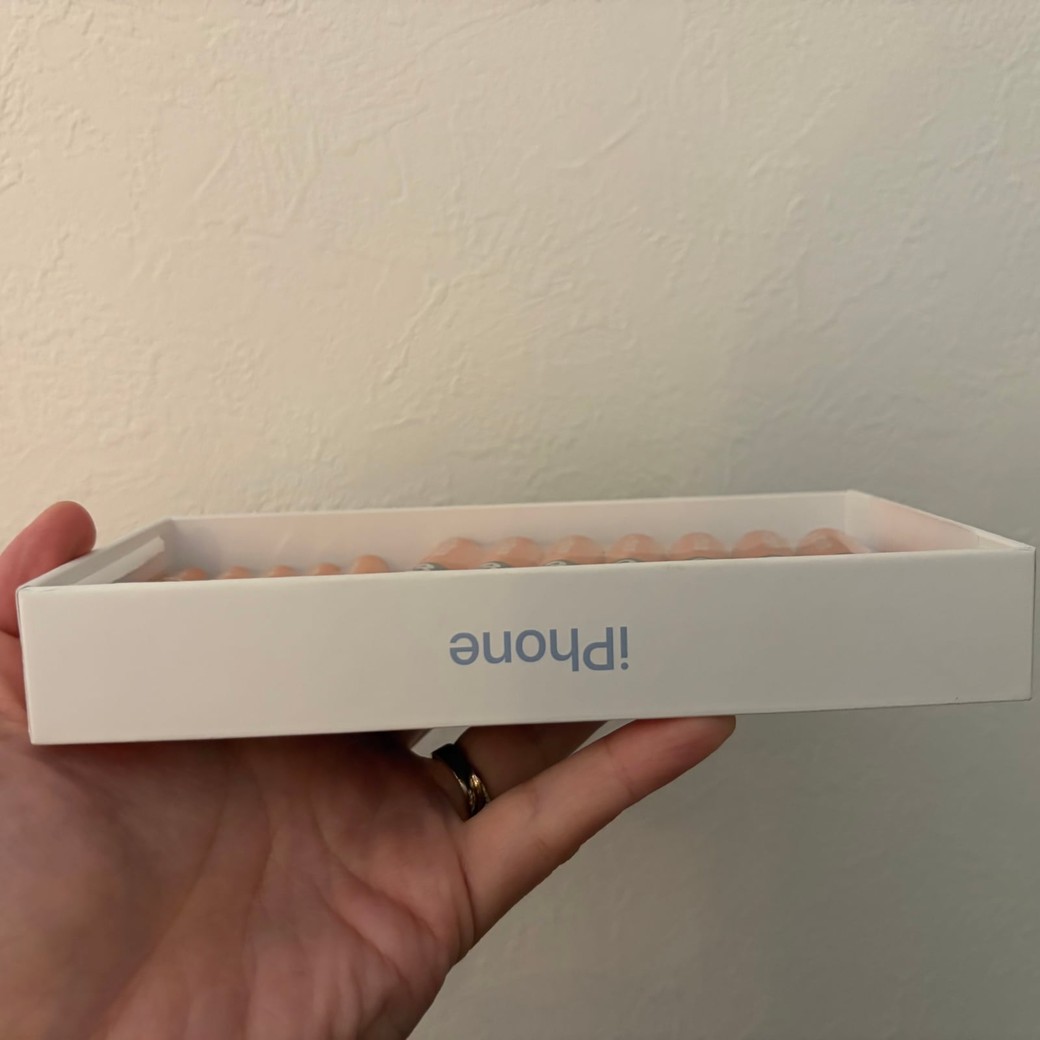 iPhone空ケースを横からみたところ