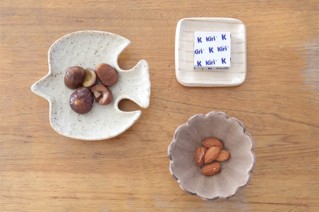 「甘栗とクリームチーズとアーモンドのおにぎり」