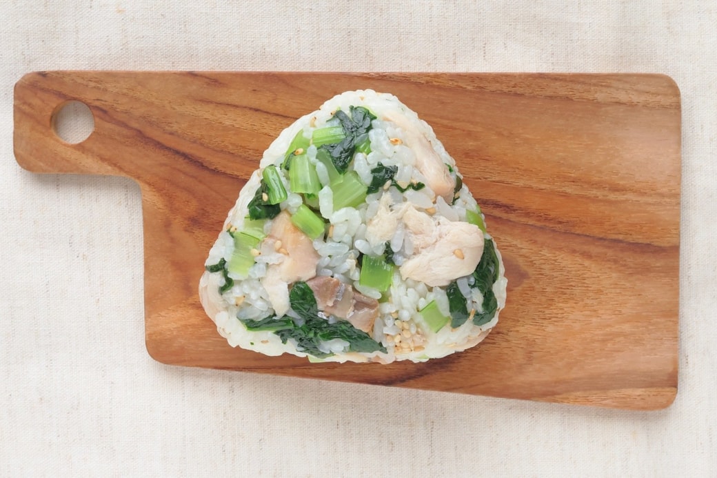 「さばと小松菜のおにぎり」