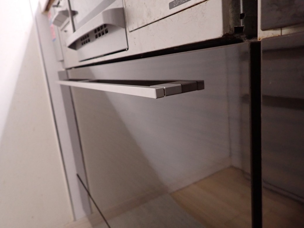 掃除後のキッチン引き出し