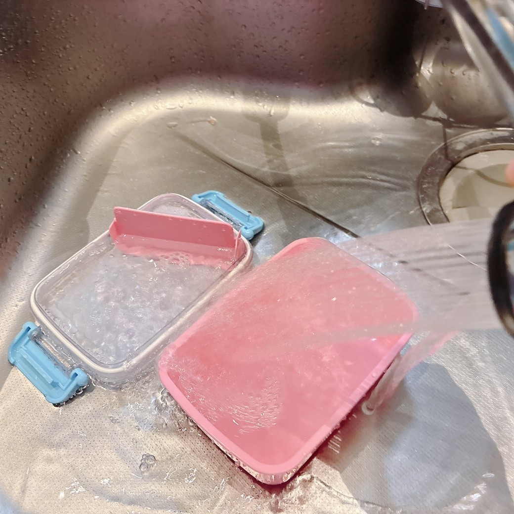 水でしっかり洗い流す