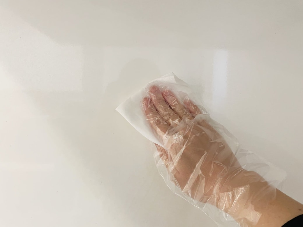軽い汚れなら簡単にお掃除シートで落とせる