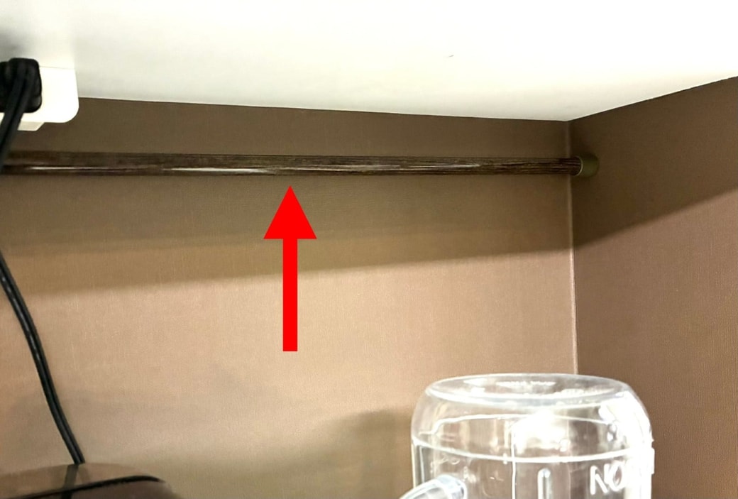 突っ張り棒　キッチン