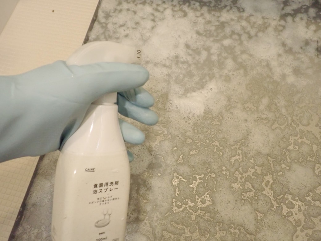 食器用洗剤で掃除