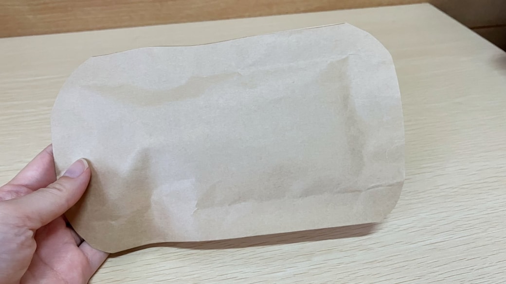 完成した茶封筒ラッピング