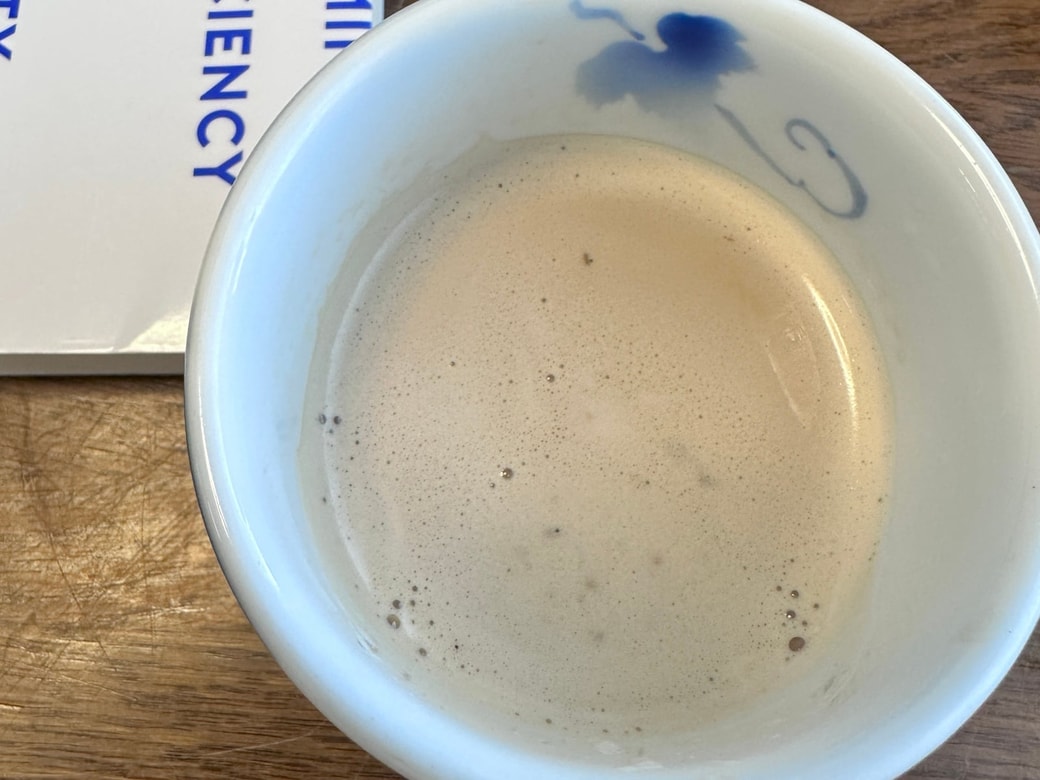 お湯を全量入れてかき混ぜる