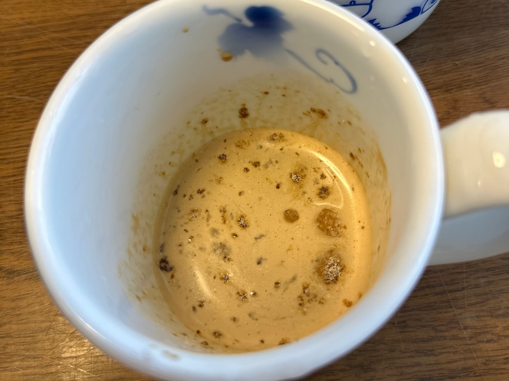 少量のお湯で溶かす